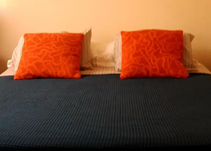 Camera Luminosa Ed Elegante * Boloňa